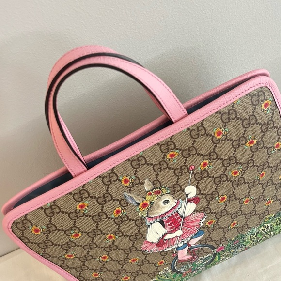 GUCCI limited Edition RARE  Higuchi Yuko XL Bunny Supreme GG Web Tote Handbag - Picture 2 of 13